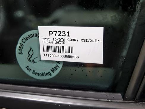 Certified 2025 Toyota Camry LE image 28