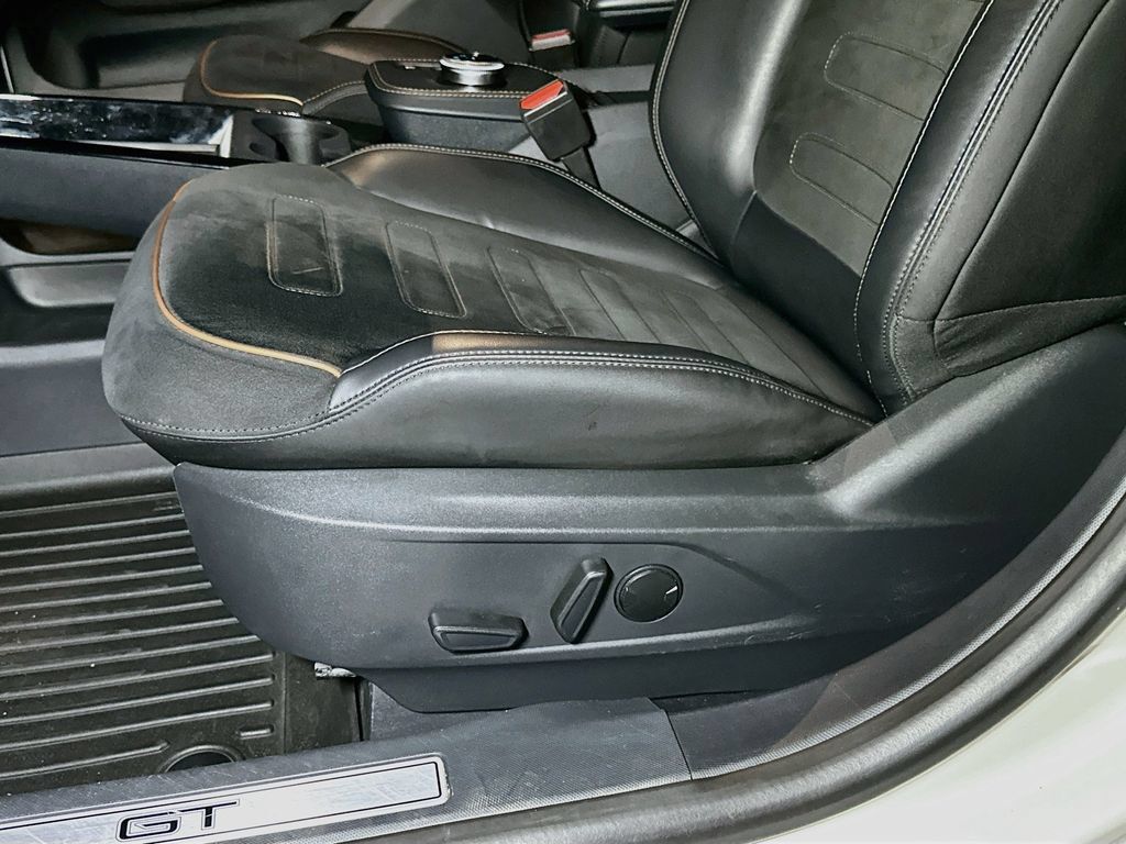 Certified 2022 Ford Mustang Mach-E GT AWD/4WD image 16