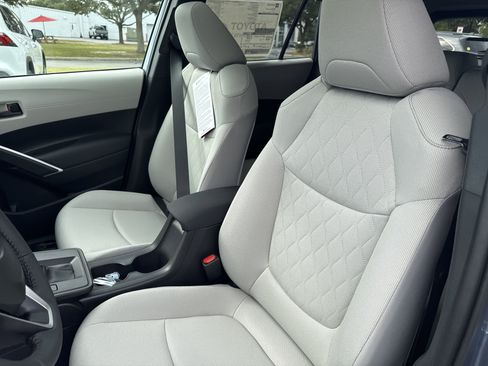 New 2026 Toyota Corolla Cross LE w/ Moonroof Package FWD image 14