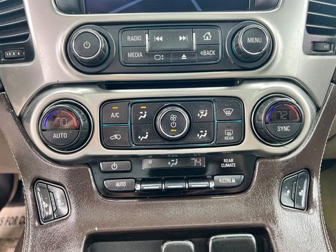 Used 2015 Chevrolet Tahoe LT image 31