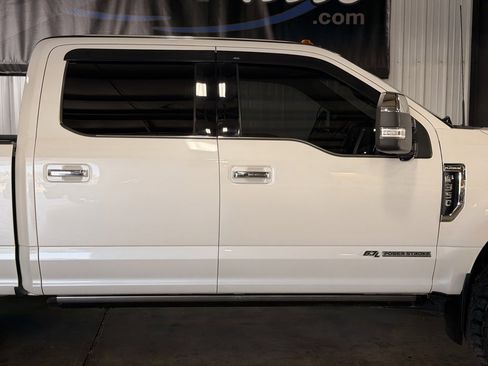 Used 2017 Ford F350 Platinum w/ Platinum Ultimate Package AWD/4WD image 31