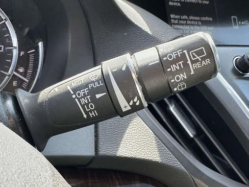 Used 2020 Acura MDX SH-AWD image 32