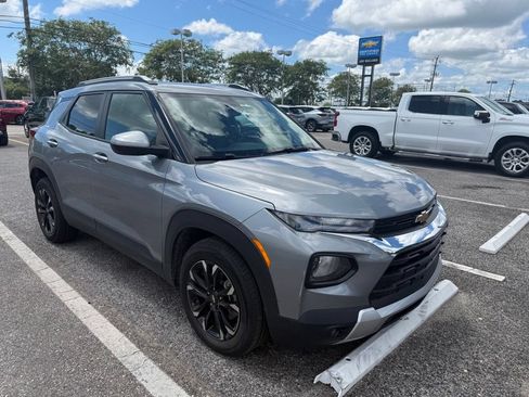 Used 2023 Chevrolet TrailBlazer LT FWD image 8