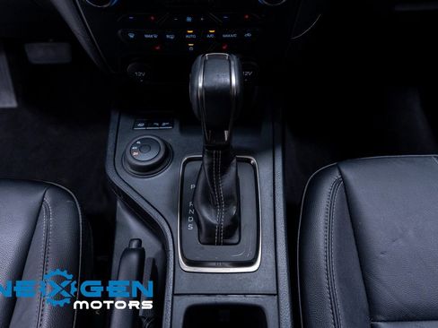 Used 2022 Ford Ranger Lariat w/ Equipment Group 501A High image 16