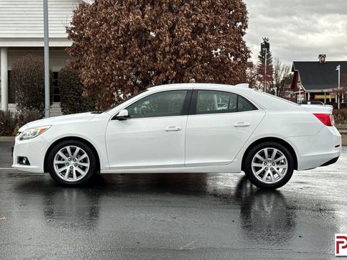 Used 2015 Chevrolet Malibu LT image 7