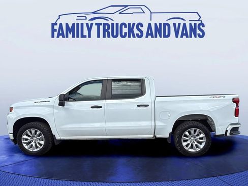 Used 2021 Chevrolet Silverado 1500 Custom w/ LPO, Dark Essentials Package AWD/4WD image 2