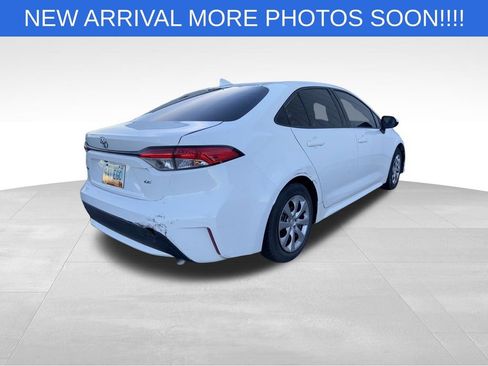 Used 2020 Toyota Corolla LE image 8