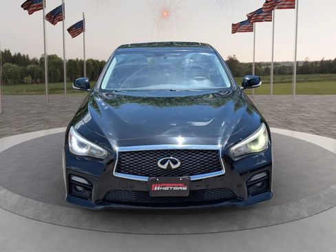 Used 2014 INFINITI Q50 w/ Deluxe Touring Package RWD image 2