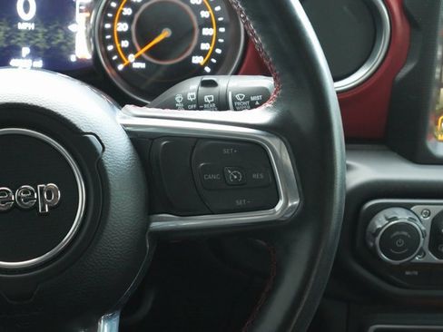 Used 2023 Jeep Wrangler Unlimited Rubicon w/ Dual Top Group image 19