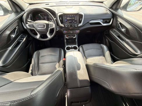 Certified 2022 GMC Terrain SLT w/ Infotainment Package II FWD image 18