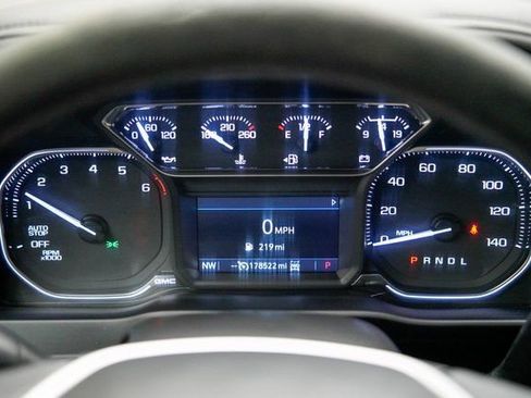 Used 2022 GMC Sierra 1500 SLE image 32