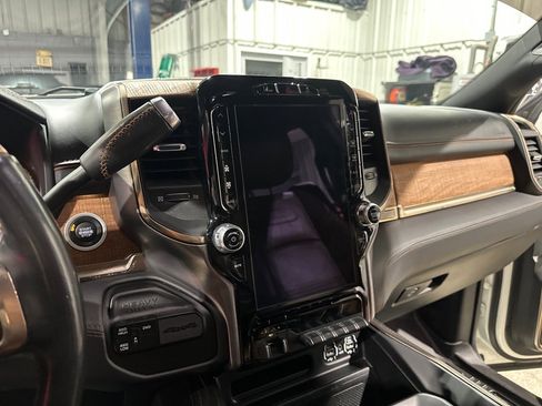 Used 2022 RAM 3500 Limited image 24