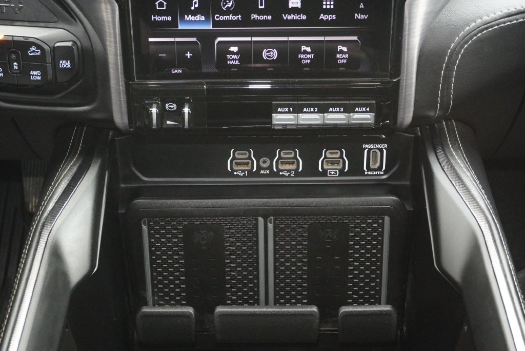 Used 2025 RAM 2500 Rebel w/ Rebel Level 2 Equipment Group AWD/4WD image 17