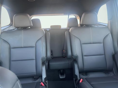 Certified 2024 GMC Acadia Elevation image 22