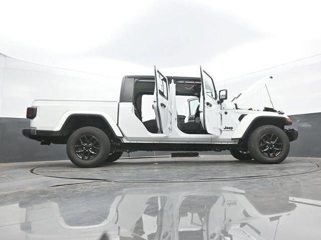 Used 2022 Jeep Gladiator Sport AWD/4WD image 69