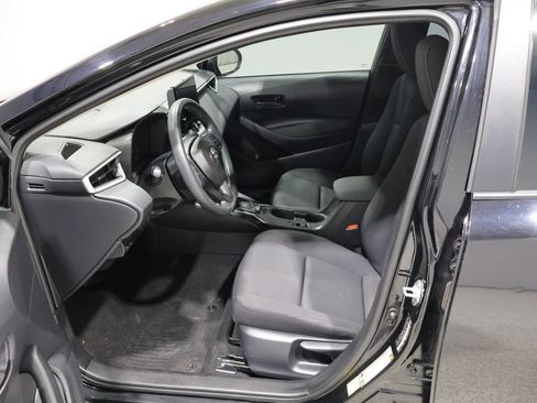 Used 2024 Toyota Corolla LE FWD image 9