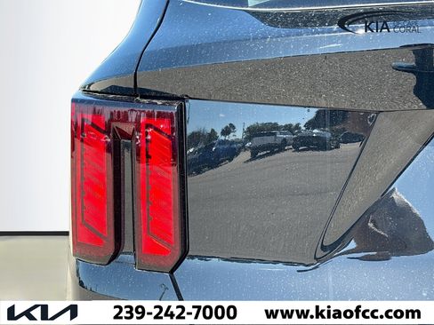 New 2026 Kia Sorento LX FWD image 9