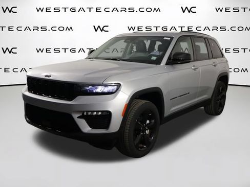 Used 2023 Jeep Grand Cherokee Limited w/ Black Appearance Package RWD image 1
