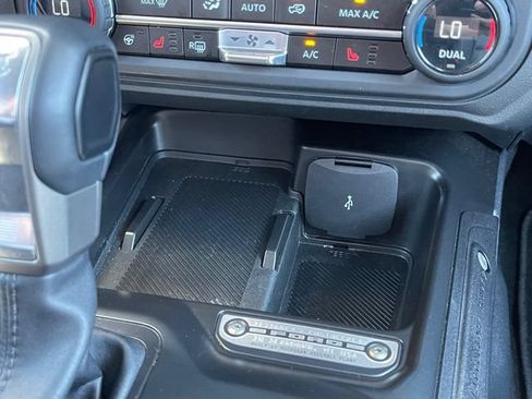 Used 2025 Ford Bronco Outer Banks AWD/4WD image 34