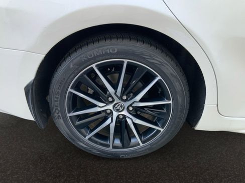 Used 2024 Toyota Camry SE FWD image 37