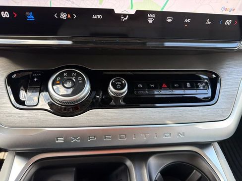 New 2027 Ford Expedition Platinum AWD/4WD image 5