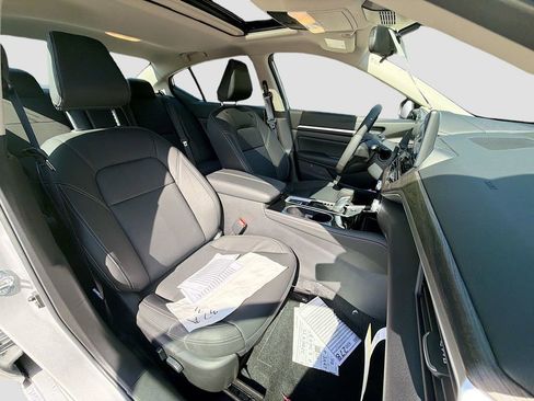 New 2025 Nissan Altima 2.5 SL image 31