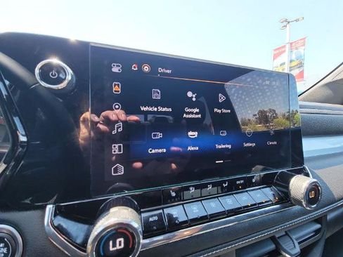 Used 2023 Chevrolet Colorado LT w/ LT Convenience Package II RWD image 13