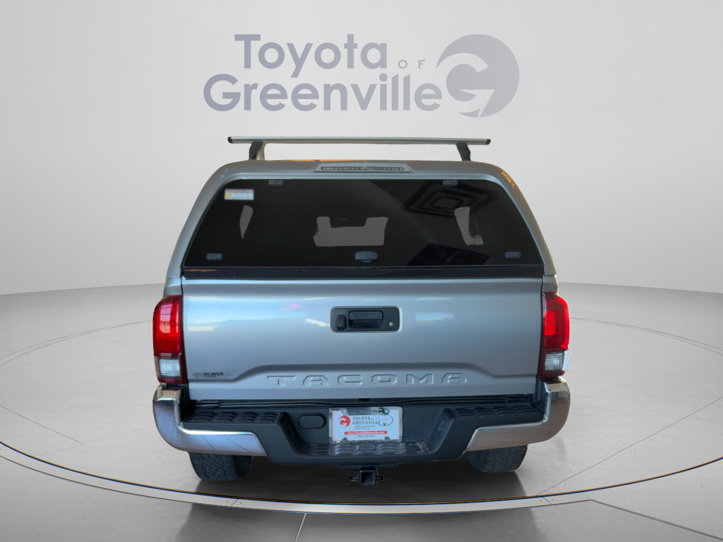 Used 2021 Toyota Tacoma SR5 RWD image 5