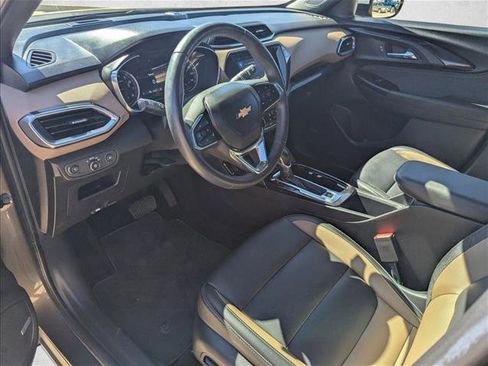 Used 2022 Chevrolet TrailBlazer ACTIV w/ Technology Package image 9