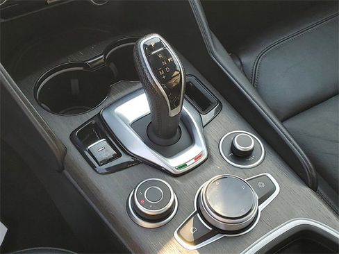 Used 2023 Alfa Romeo Giulia Ti image 26