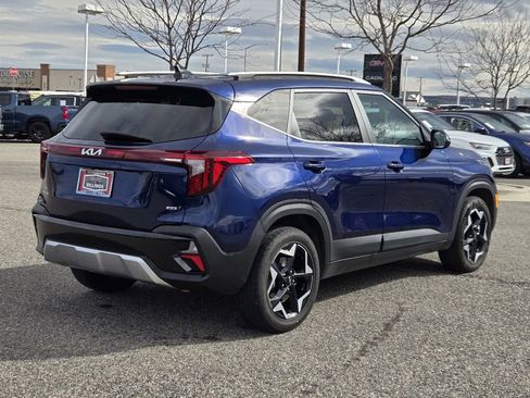 Used 2024 Kia Seltos EX image 43