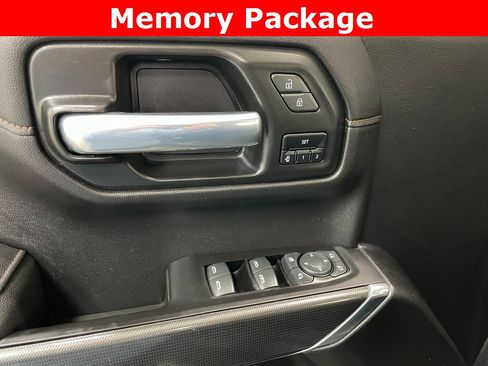 Used 2021 GMC Sierra 1500 AT4 w/ AT4 Premium Package image 9