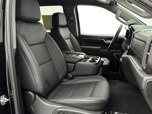 Used 2026 GMC Sierra 1500 SLT RWD image 38