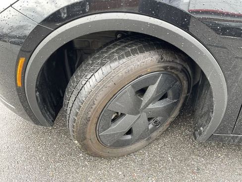 Certified 2024 Toyota Prius Prime SE image 10