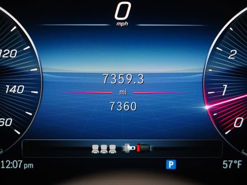 Used 2025 Mercedes-Benz GLE 350 4MATIC image 21