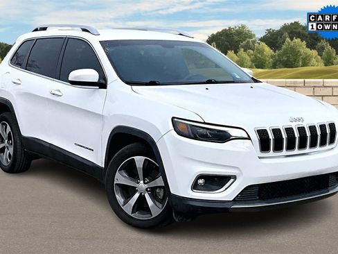 Used 2019 Jeep Cherokee Limited image 2