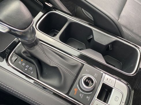 Used 2021 Kia Telluride EX AWD/4WD image 19