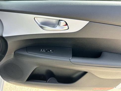 Used 2024 Kia Forte LXS image 19