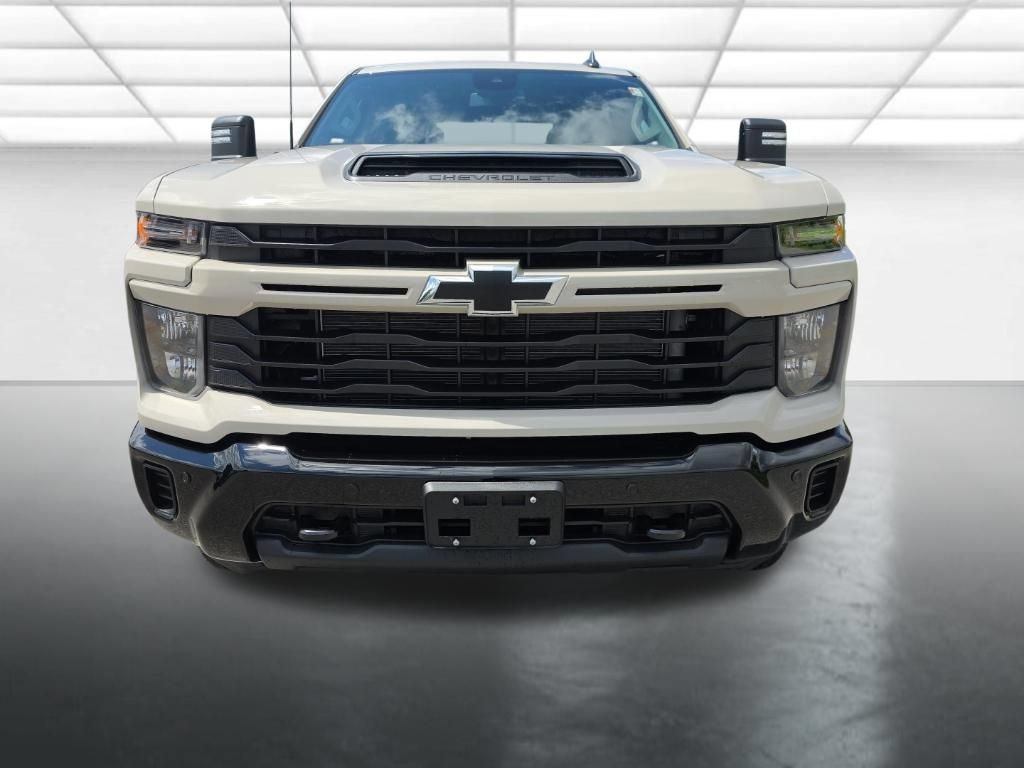 New 2026 Chevrolet Silverado 2500 Custom w/ Custom Value Package AWD/4WD image 2