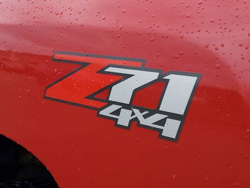 Used 2011 Chevrolet Silverado 2500 LTZ w/ LTZ Plus Package image 33