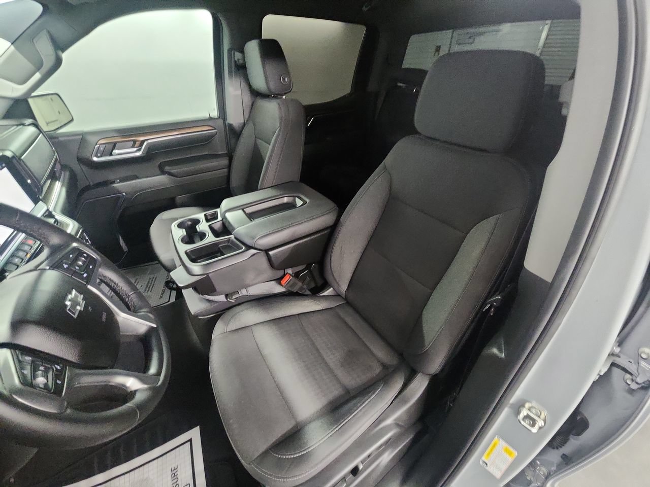 Used 2024 Chevrolet Silverado 1500 RST w/ Z71 Off-Road Package AWD/4WD image 19