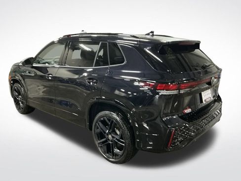 New 2026 Volkswagen Tiguan SE R-Line AWD/4WD image 3