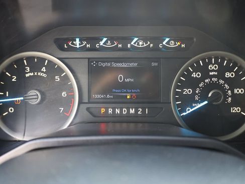 Used 2015 Ford F150 XLT w/ Equipment Group 302A Luxury AWD/4WD image 14