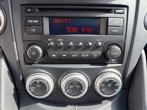 Used 2020 Nissan 370Z Coupe RWD image 22