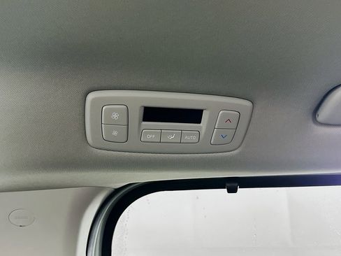 Used 2026 Kia Carnival SX w/ SX Dark Edition Package image 33