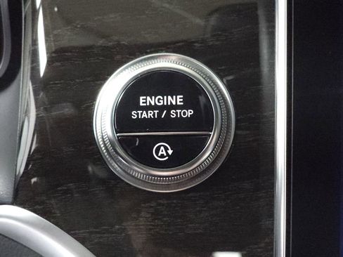 Certified 2026 Mercedes-Benz GLC 300 4MATIC image 15