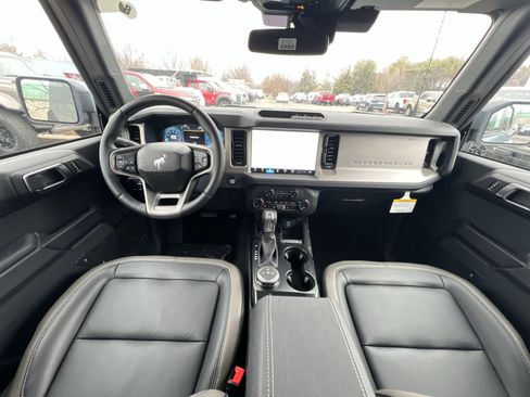 New 2025 Ford Bronco Outer Banks image 23