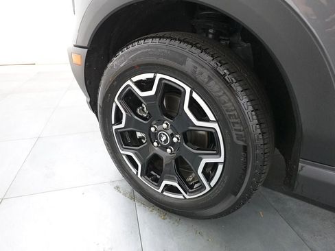 Used 2025 Ford Bronco Sport Outer Banks w/ Outer Banks Tech Package+ image 31