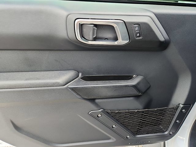 Used 2025 Ford Bronco Badlands AWD/4WD image 13