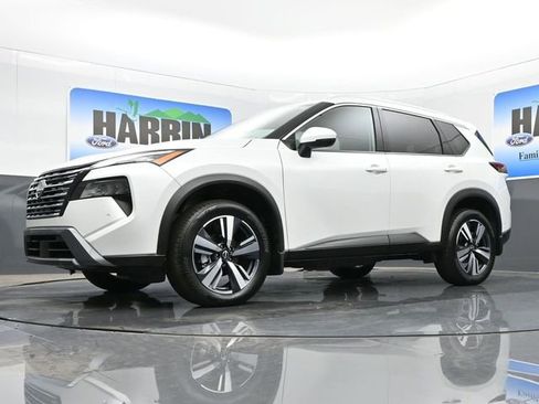 Used 2024 Nissan Rogue SL image 22